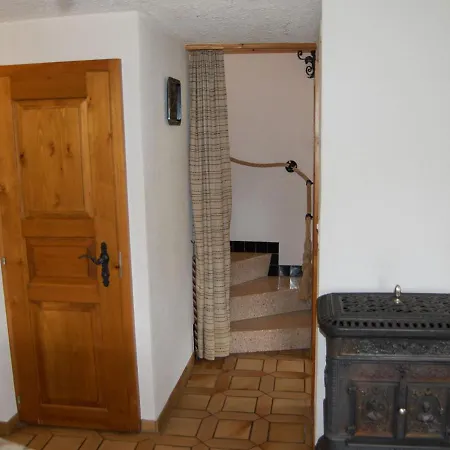 Chalet Y-gouria Шале *